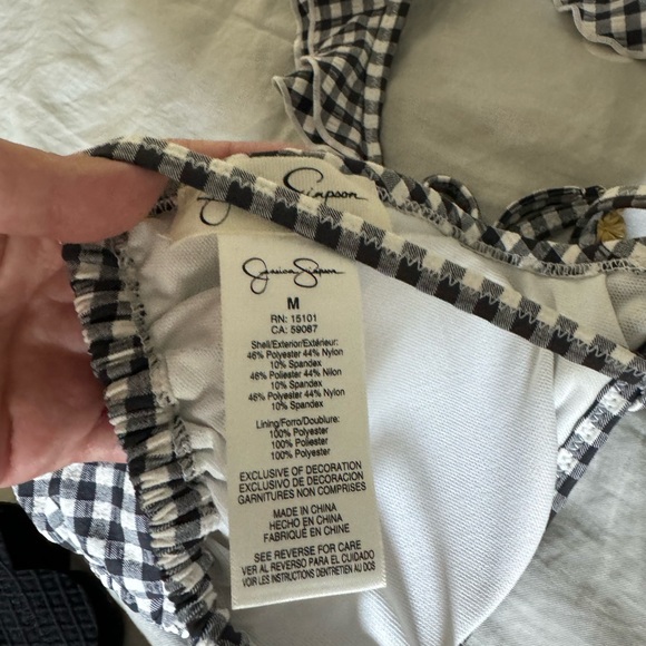 🛎️ Clearance Jessica Simpson Black&White Bikini Top(Medium) and Bottom(Small) - Picture 5 of 6